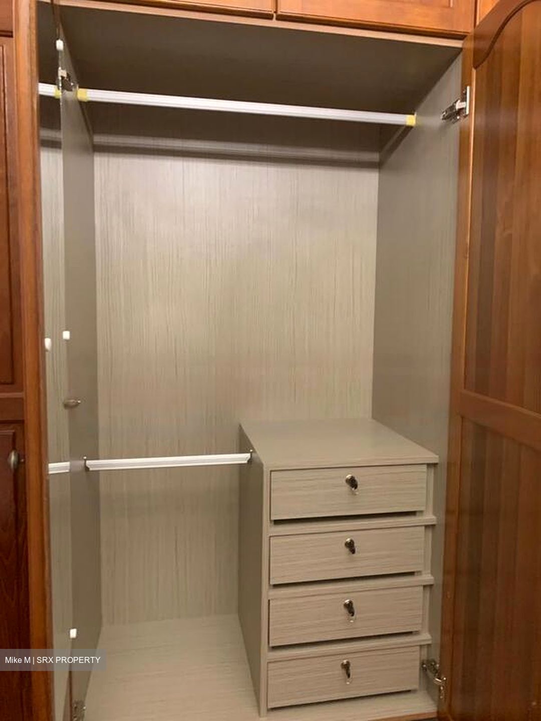 Hawaii Tower (D15), Condominium #585088341